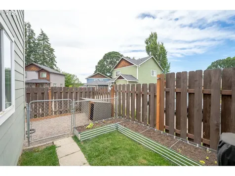 408 Sunset Court Amity OR 97101