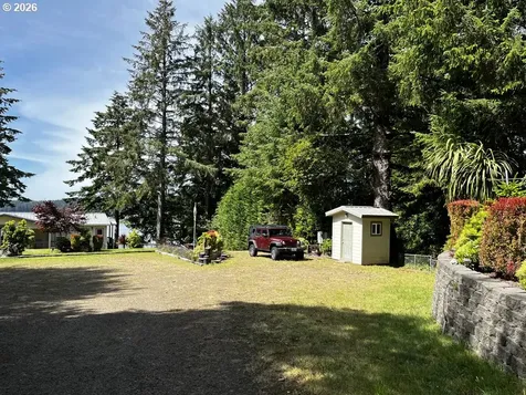 83235 Clear Lake Road Florence OR 97439