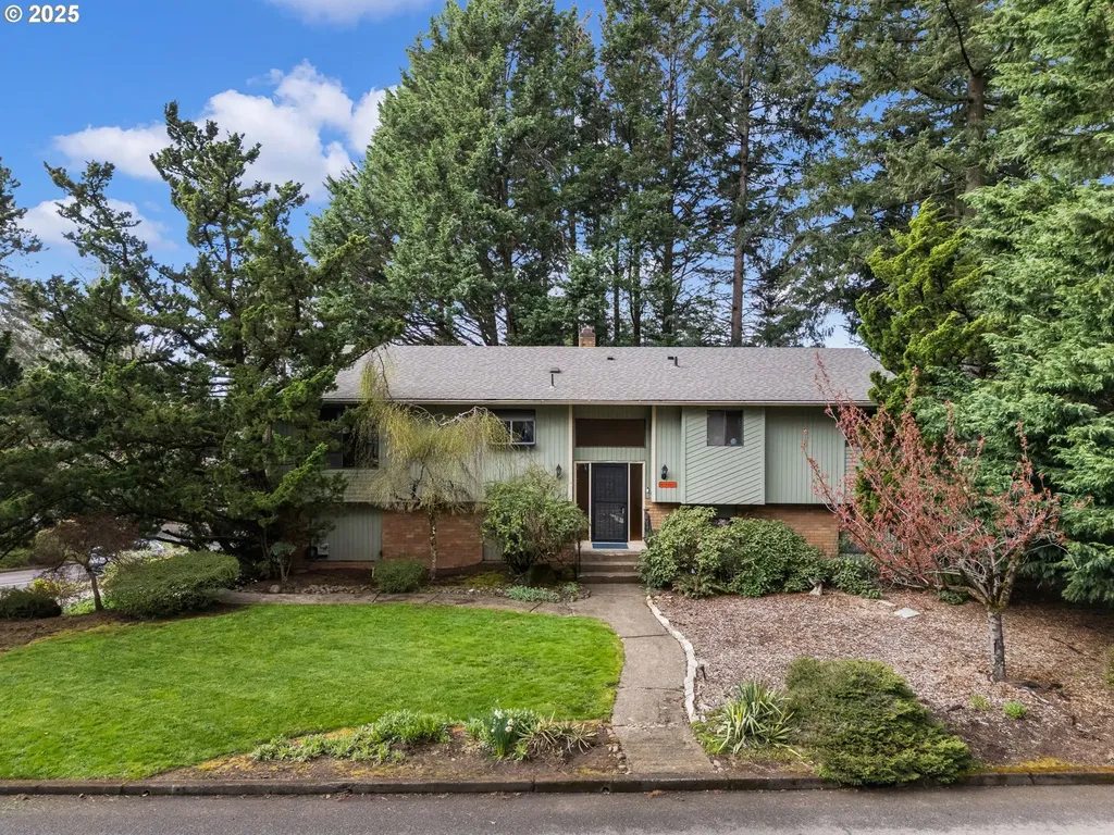 9875 SE Derek Court Happy Valley OR 97086