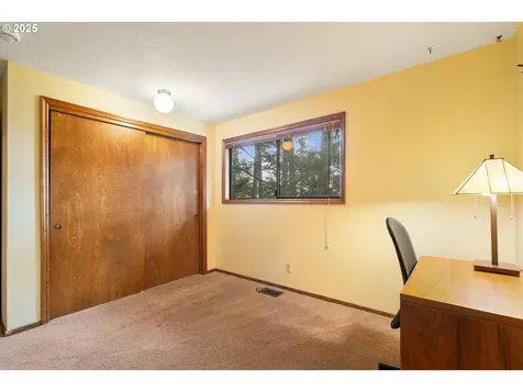 9875 SE Derek Court Happy Valley OR 97086