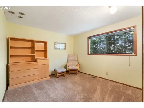 9875 SE Derek Court Happy Valley OR 97086