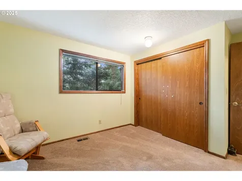 9875 SE Derek Court Happy Valley OR 97086