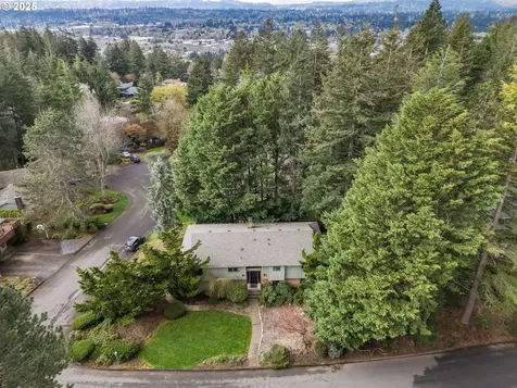 9875 SE Derek Court Happy Valley OR 97086