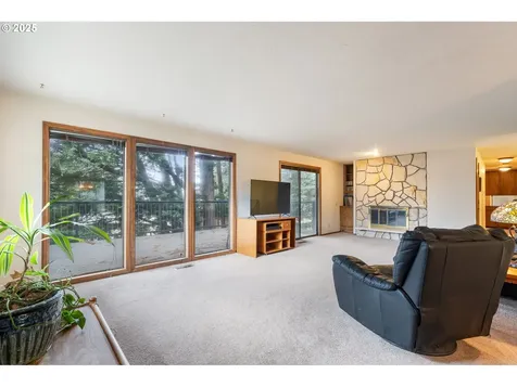 9875 SE Derek Court Happy Valley OR 97086