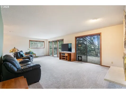 9875 SE Derek Court Happy Valley OR 97086