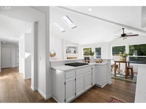 6204 SE Sigrid Street Hillsboro OR 97123