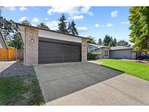6204 SE Sigrid Street Hillsboro OR 97123