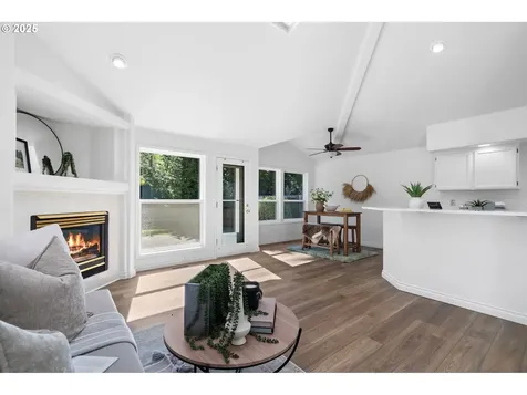 6204 SE Sigrid Street Hillsboro OR 97123