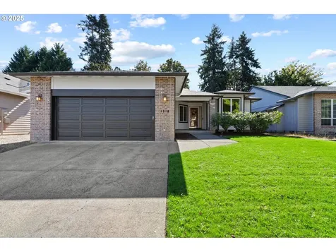 6204 SE Sigrid Street Hillsboro OR 97123