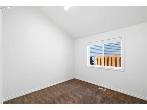 6204 SE Sigrid Street Hillsboro OR 97123