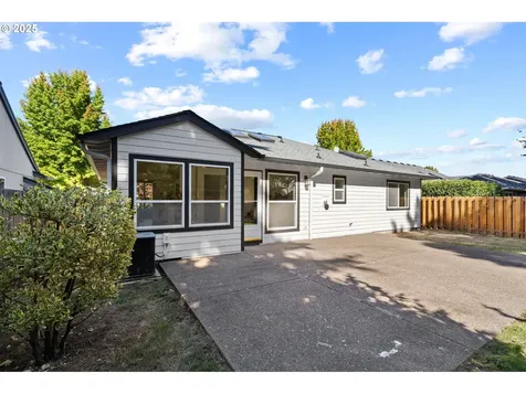 6204 SE Sigrid Street Hillsboro OR 97123