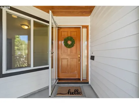 6204 SE Sigrid Street Hillsboro OR 97123