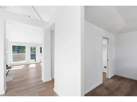 6204 SE Sigrid Street Hillsboro OR 97123