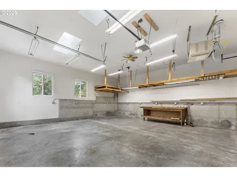1839 SW Collins Court Portland OR 97219
