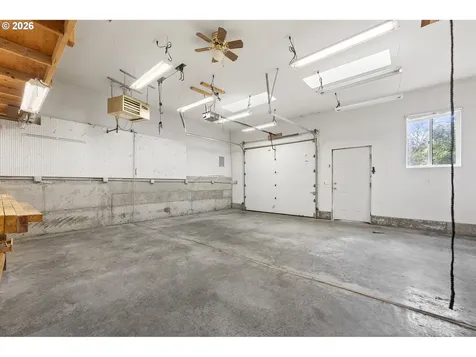 1839 SW Collins Court Portland OR 97219