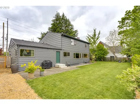 8743 E Burnside Street Portland OR 97216