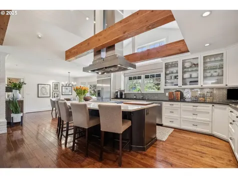 2550 Dellwood Drive Lake Oswego OR 97034