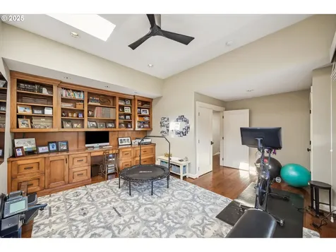 2550 Dellwood Drive Lake Oswego OR 97034
