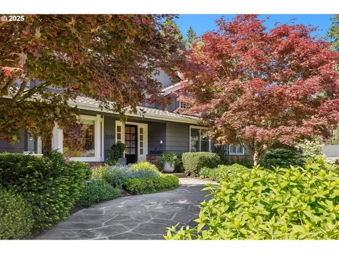 2550 Dellwood Drive Lake Oswego OR 97034