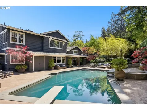 2550 Dellwood Drive Lake Oswego OR 97034