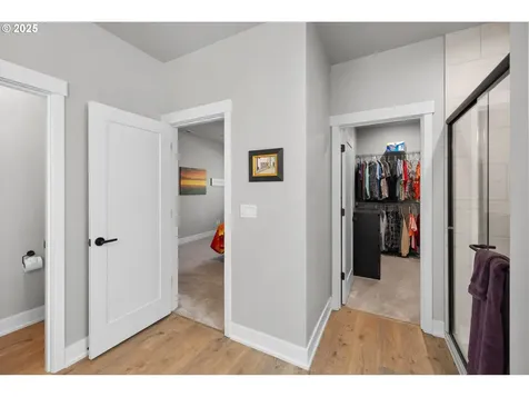 13704 NE 102nd Street Vancouver WA 98682