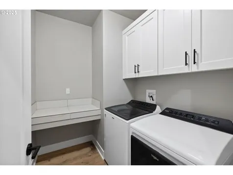 13704 NE 102nd Street Vancouver WA 98682