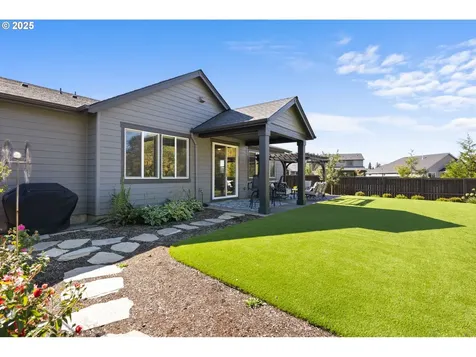 13704 NE 102nd Street Vancouver WA 98682
