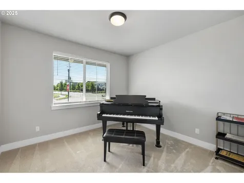 13704 NE 102nd Street Vancouver WA 98682