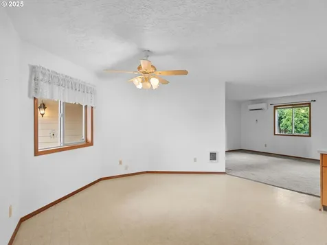 10915 NE 86th Way Vancouver WA 98662