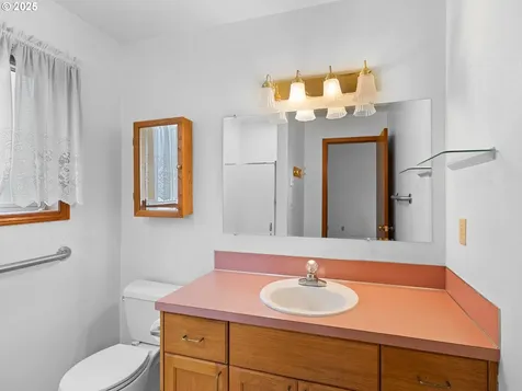 10915 NE 86th Way Vancouver WA 98662