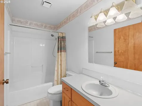 10915 NE 86th Way Vancouver WA 98662