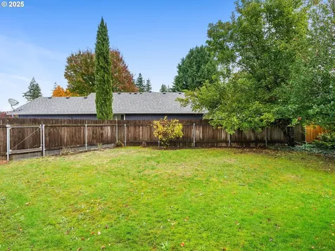 10915 NE 86th Way Vancouver WA 98662