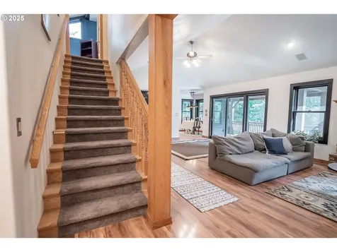 30138 Fox Hollow Road Eugene OR 97405