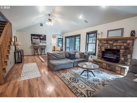 30138 Fox Hollow Road Eugene OR 97405