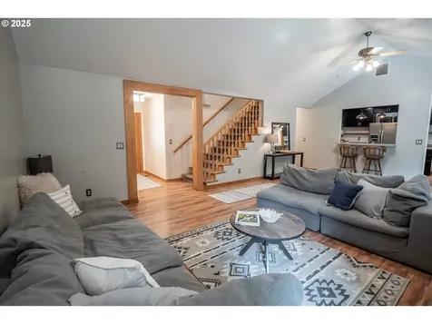 30138 Fox Hollow Road Eugene OR 97405