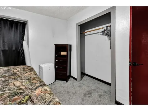 154 37th Street Springfield OR 97478