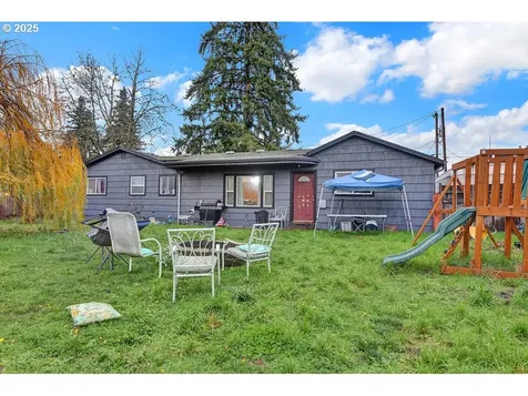 154 37th Street Springfield OR 97478