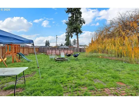 154 37th Street Springfield OR 97478