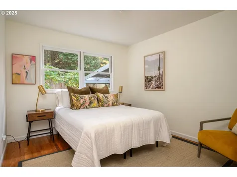 1312 N Farragut Street Portland OR 97217