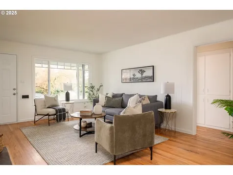 1312 N Farragut Street Portland OR 97217