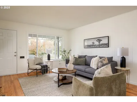 1312 N Farragut Street Portland OR 97217