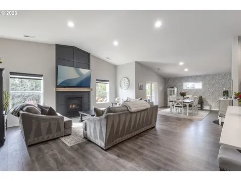 2747 S Harper Valley Way Ridgefield WA 98642