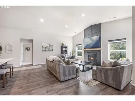 2747 S Harper Valley Way Ridgefield WA 98642