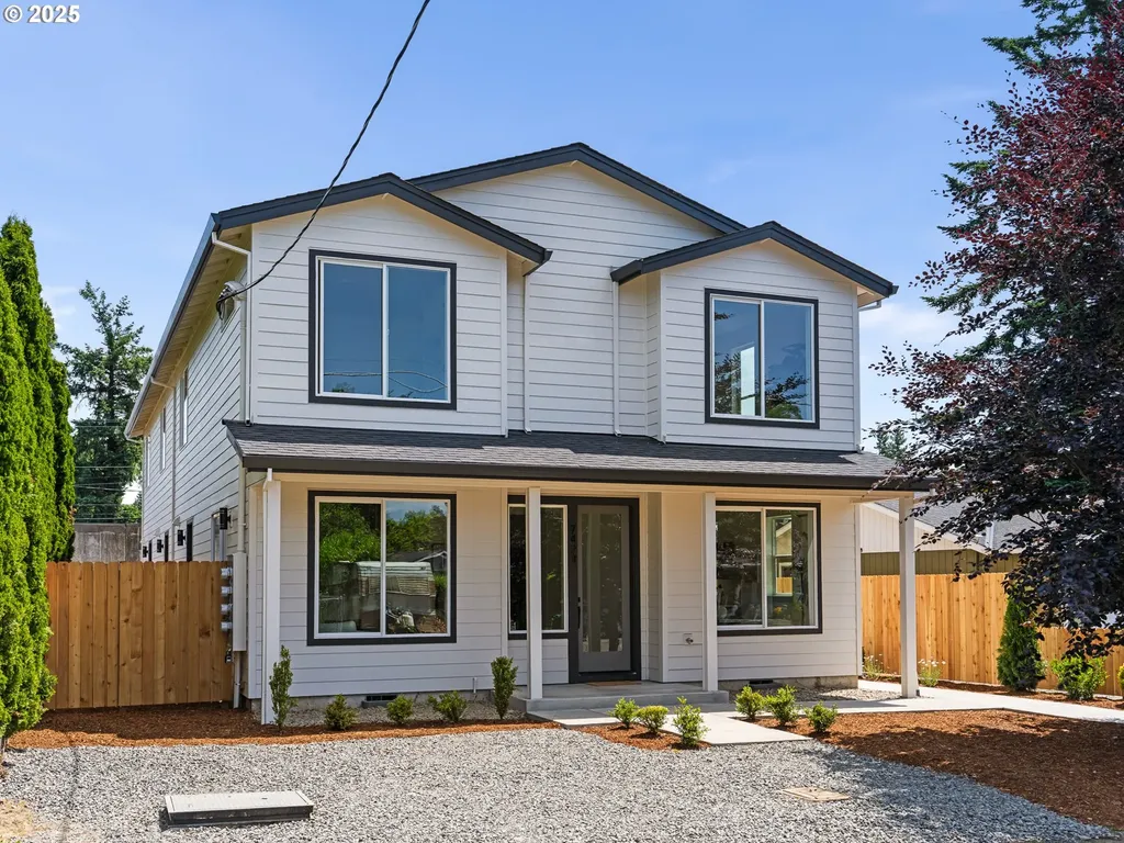 7428 SE 51st Avenue Portland OR 97206
