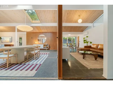 8475 SW Bohmann Parkway Portland OR 97223