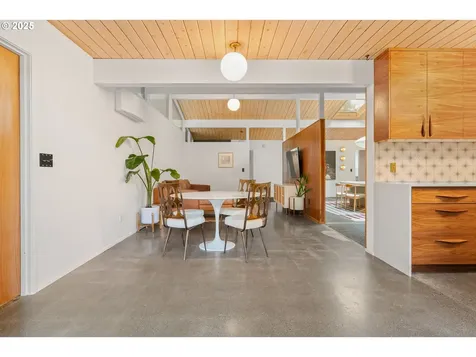 8475 SW Bohmann Parkway Portland OR 97223