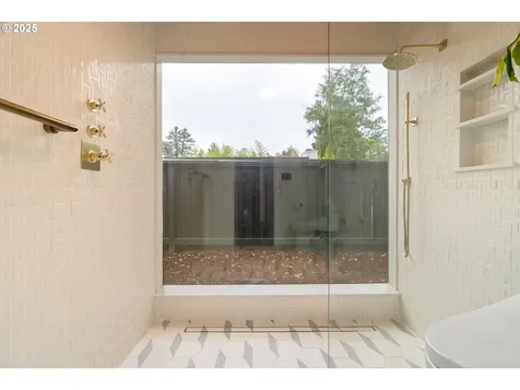 8475 SW Bohmann Parkway Portland OR 97223
