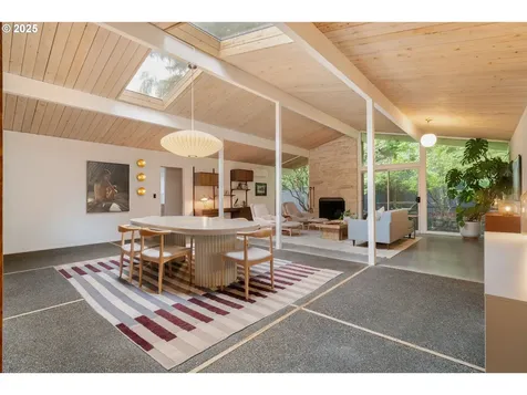 8475 SW Bohmann Parkway Portland OR 97223