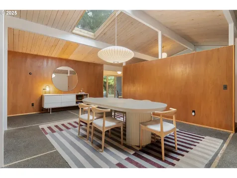 8475 SW Bohmann Parkway Portland OR 97223