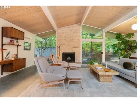 8475 SW Bohmann Parkway Portland OR 97223